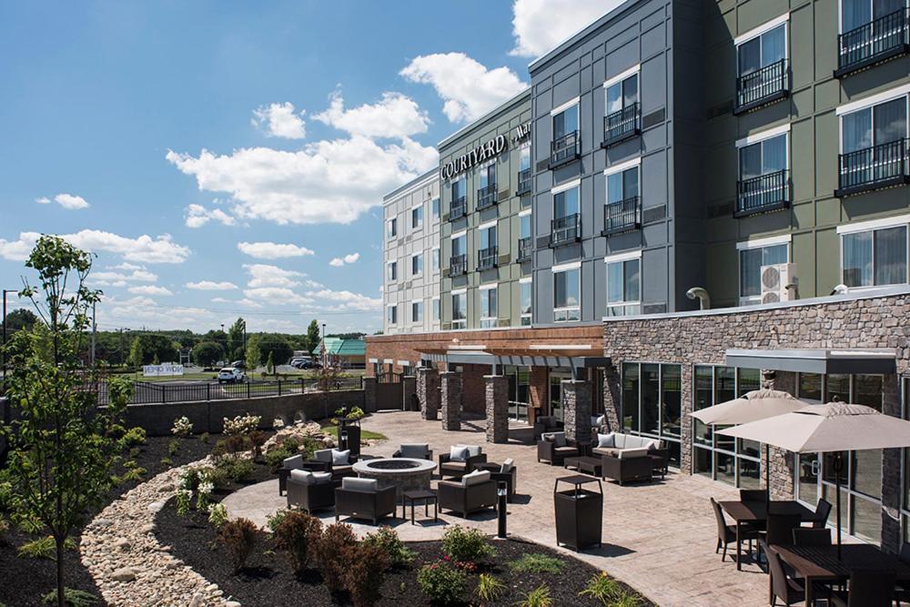 Courtyard By Marriott Albany Clifton Park Hotel Exterior foto