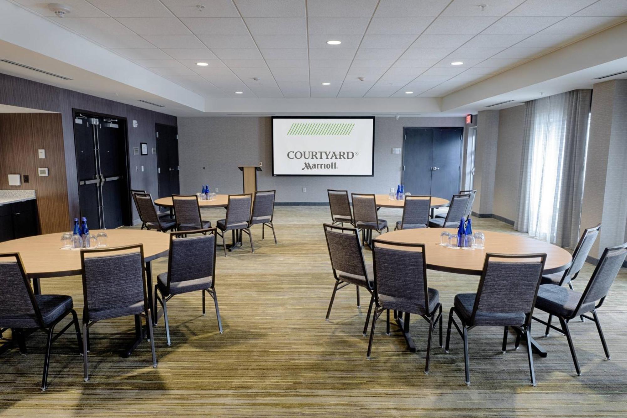 Courtyard By Marriott Albany Clifton Park Hotel Exterior foto